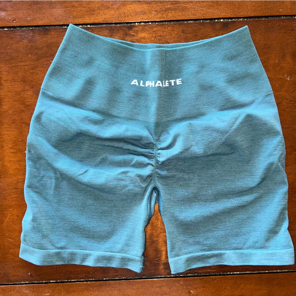 Alphalete Amplify Shorts